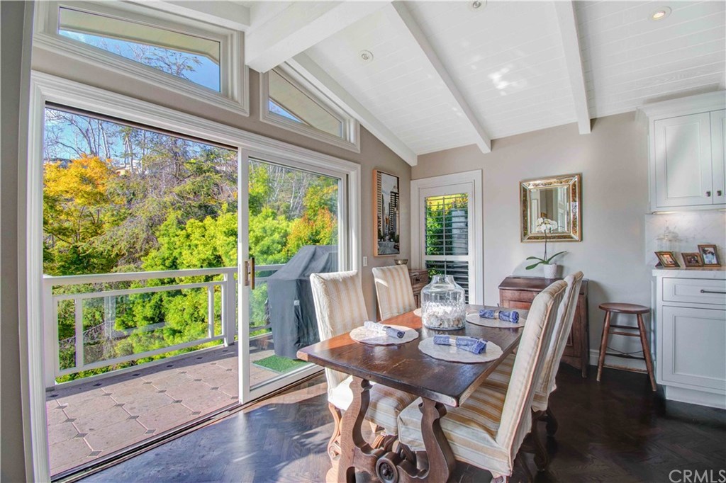 255 Emerald Bay Laguna Beach, CA 92651 - Photo 6 of 29