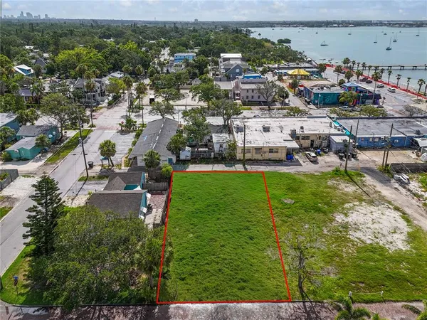 $400,000 | 3108 56th Street South, Gulfport, FL 33707