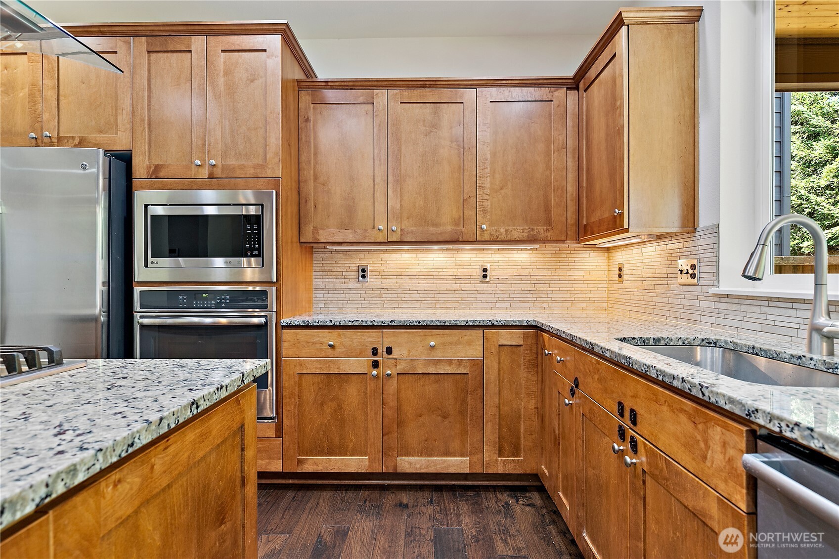 16216 Southeast 140th Street Renton, WA 98059 - Photo 6 of 35