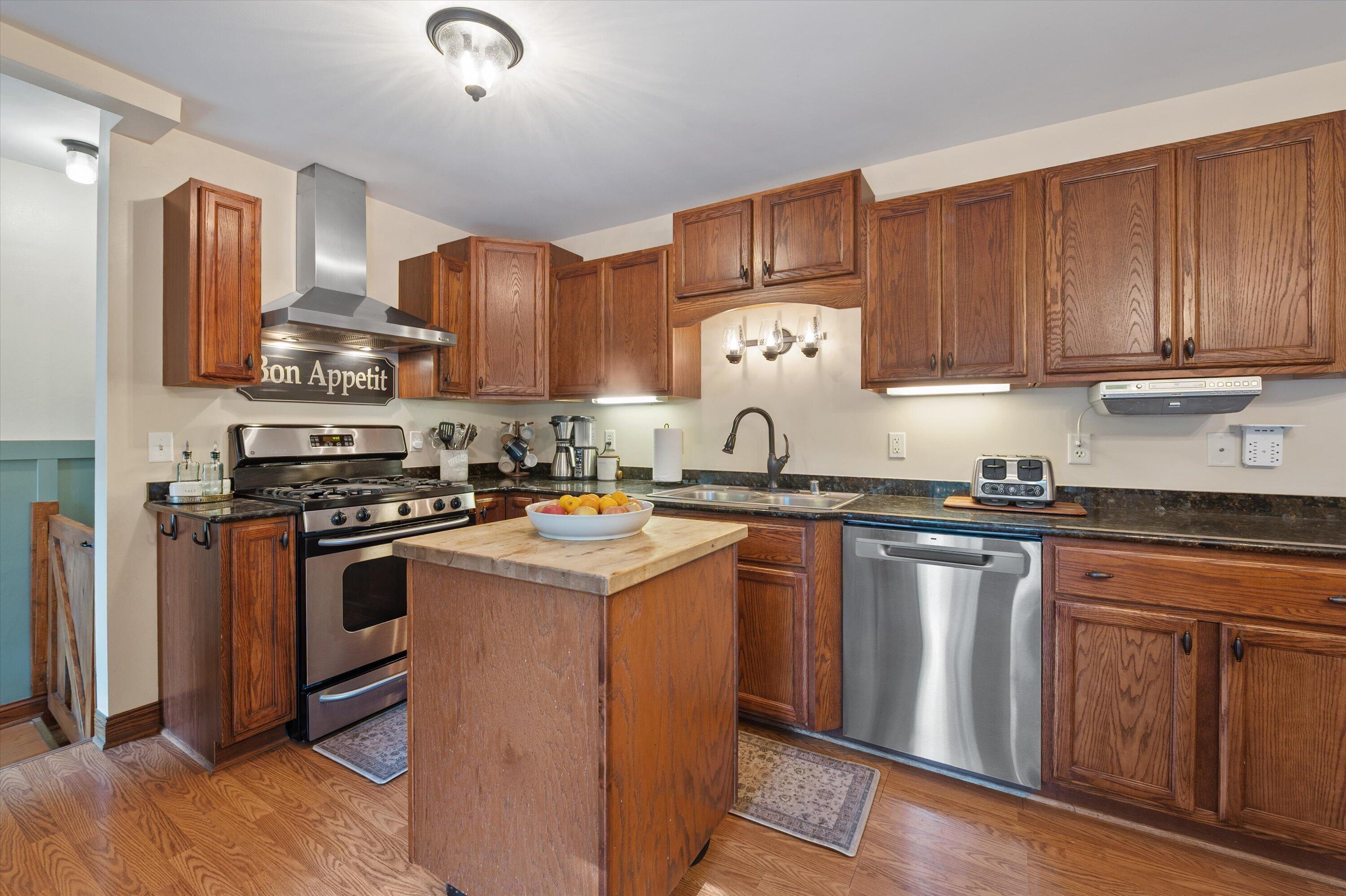 3048 North Newman Road Caledonia, WI 53406 - Photo 11 of 36 09-DSC4516