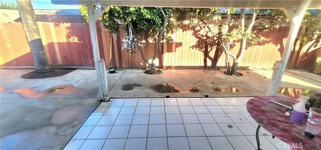 a car parked in front of a house