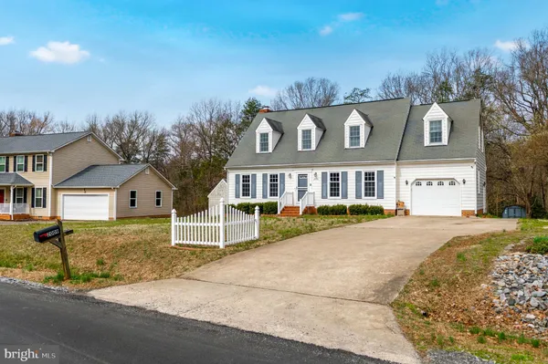 $3,000 | 2009 White Lake Drive, Fredericksburg, VA 22407