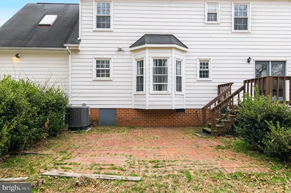 $3,000 | 2009 White Lake Drive, Fredericksburg, VA 22407