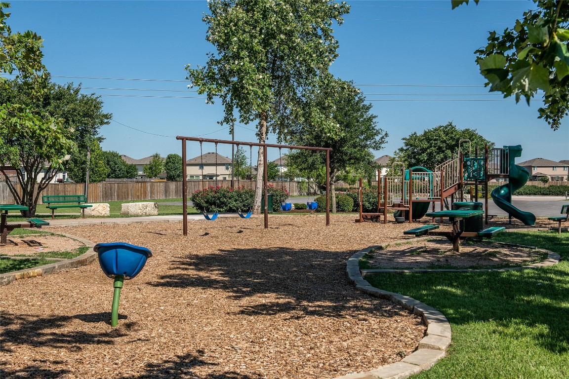 335 Enforcer Loop Jarrell, TX 76537 - Photo 12 of 15