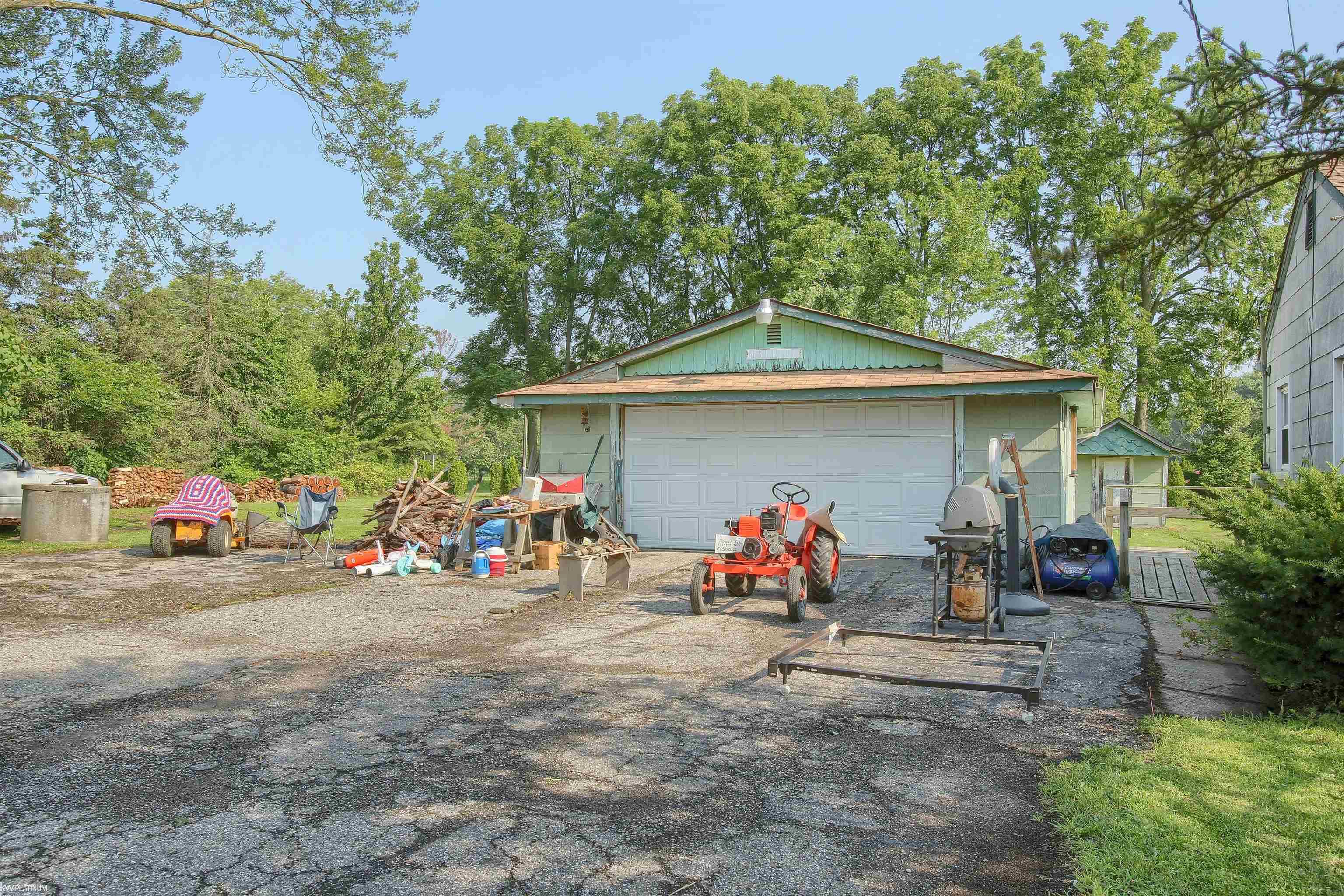 16671 29 Mile Road Ray, MI 48096 - Photo 2 of 20 garage