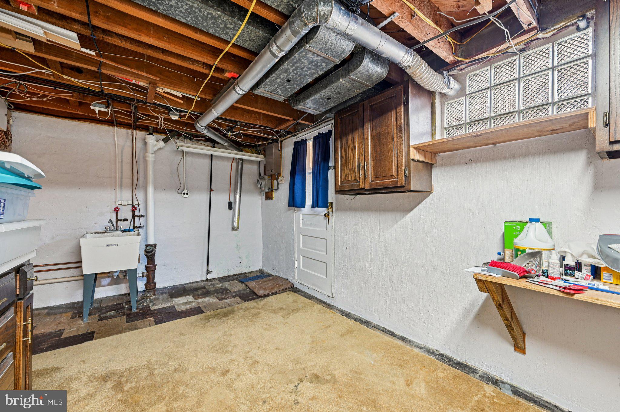 8334 Wyton Road Baltimore, MD 21286 - Photo 36 of 44 a view of a storage & utility room