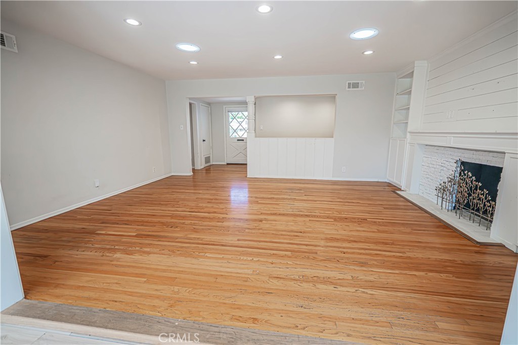 8534 Bothwell Road Northridge, CA 91324 - Photo 18 of 37
