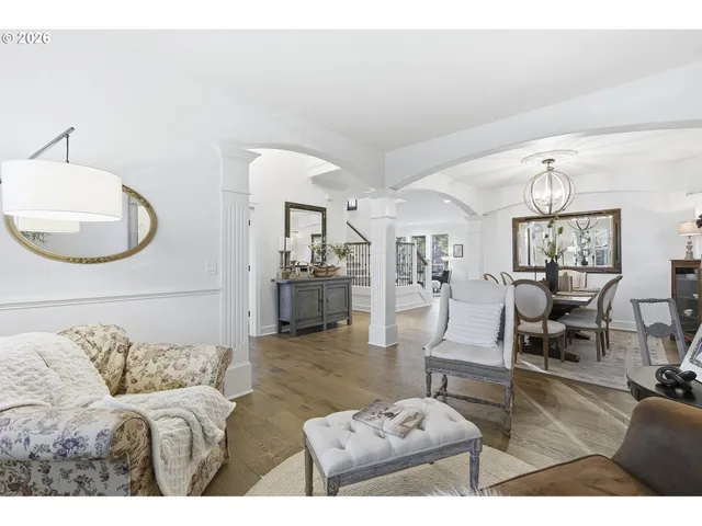 $865,000 | 2863 Olympic Street, Woodburn, OR 97071