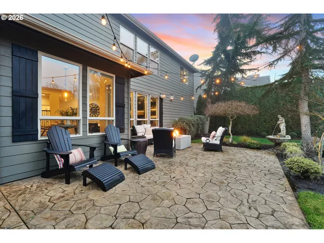 $865,000 | 2863 Olympic Street, Woodburn, OR 97071