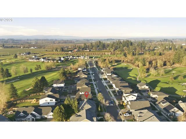 $865,000 | 2863 Olympic Street, Woodburn, OR 97071