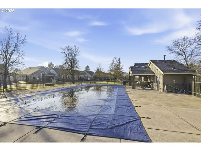 $865,000 | 2863 Olympic Street, Woodburn, OR 97071