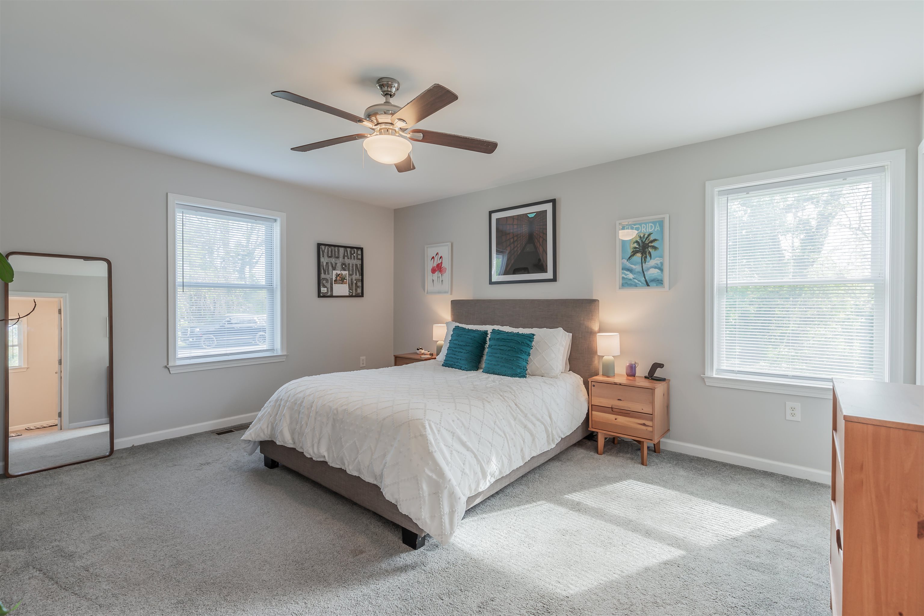 933 Main Street Erma, NJ 08204 - Photo 11 of 24 a bedroom with a bed and a window