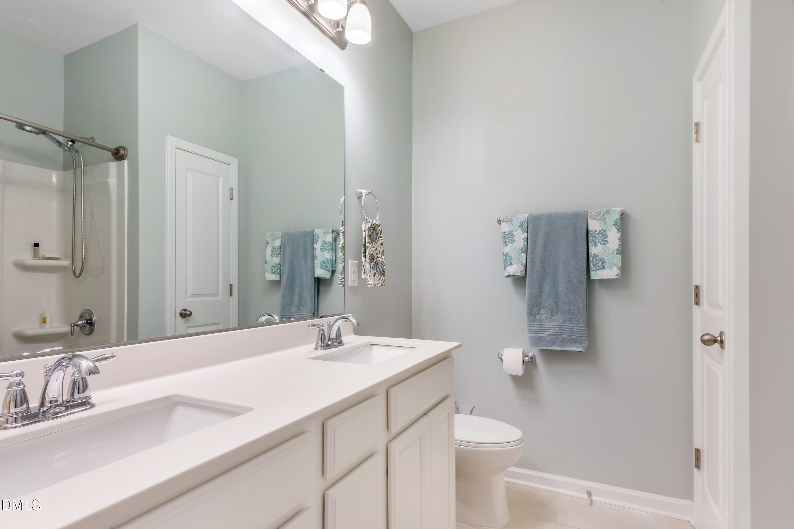 8017 Toddwick Court Raleigh, NC 27616 - Photo 15 of 30 N-bathroom 2