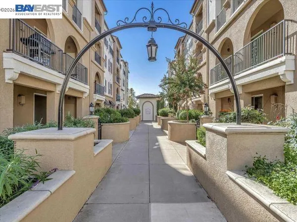 $3,300 | 3275 Dublin Boulevard, Unit 408, Dublin, CA 94568