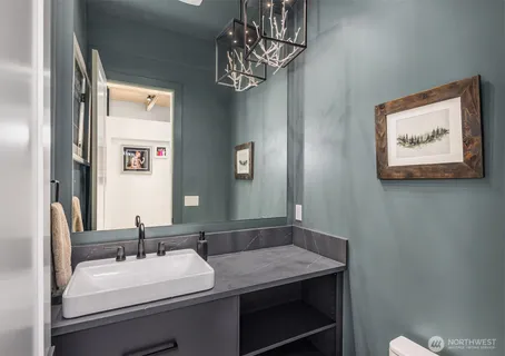 $4,480,000 | 3216 168th Place Southeast, Bellevue, WA 98008