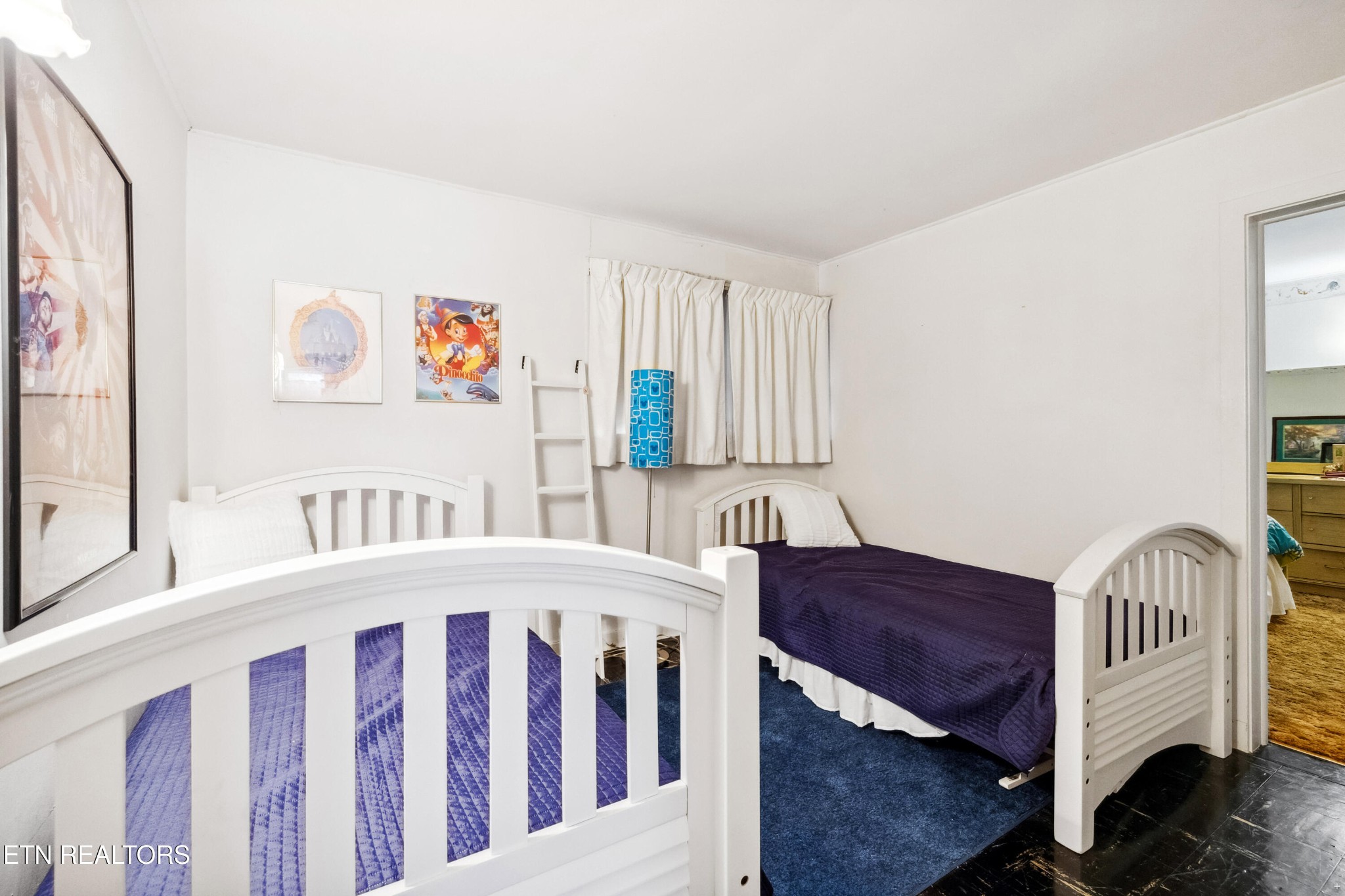 125 Marquette Road Oak Ridge, TN 37830 - Photo 13 of 21 a bedroom with a bed and a window