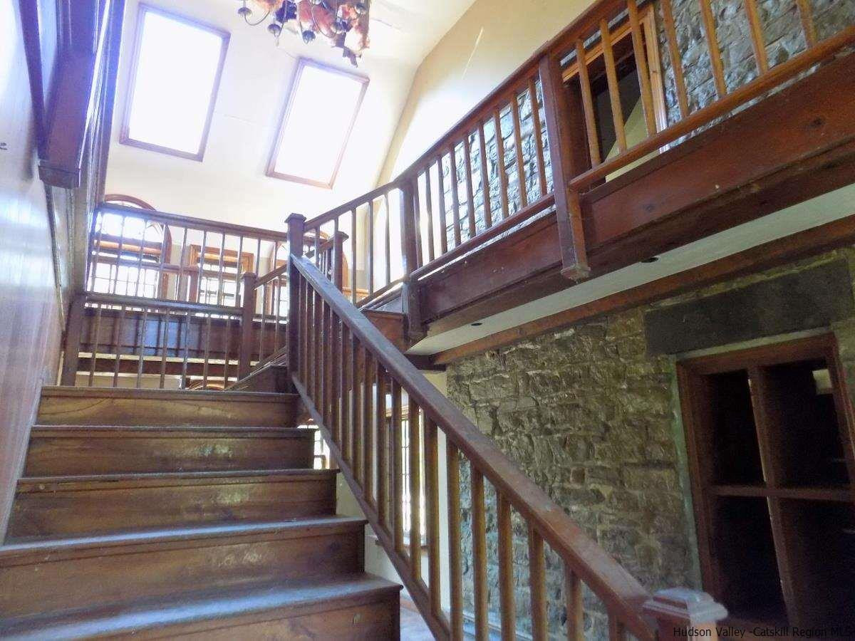 2733 Highway 209 Kingston, NY 12401 - Photo 11 of 34 a view of entryway