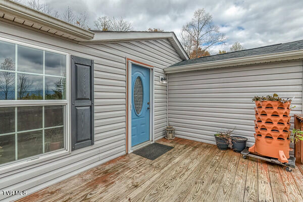 618 Henson Road Bristol, TN 37620 - Photo 22 of 51 618 Henson Rd-26-M-1