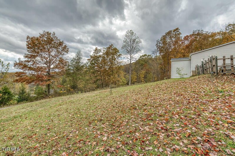 618 Henson Road Bristol, TN 37620 - Photo 43 of 51 618 Henson Rd-34-L