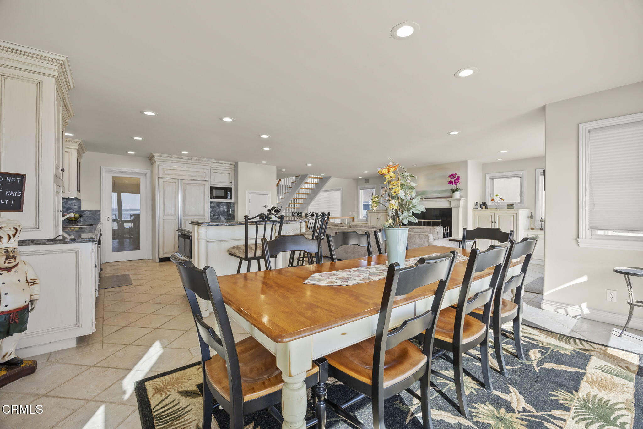 4177 Ocean Drive Oxnard, CA 93035 - Photo 13 of 58 27-web-or-mls-Upmarketmedia_4177Oce-51