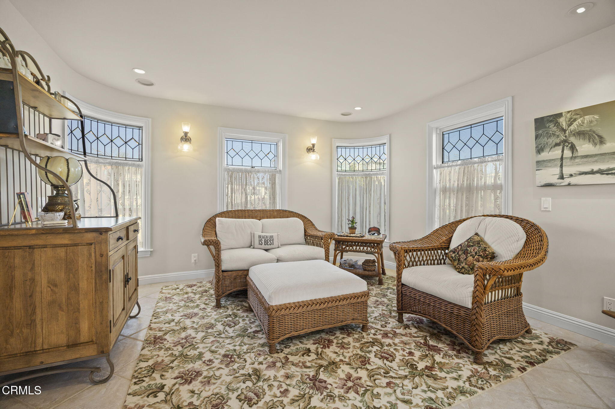 4177 Ocean Drive Oxnard, CA 93035 - Photo 23 of 58 49-web-or-mls-Upmarketmedia_4177Oce-135