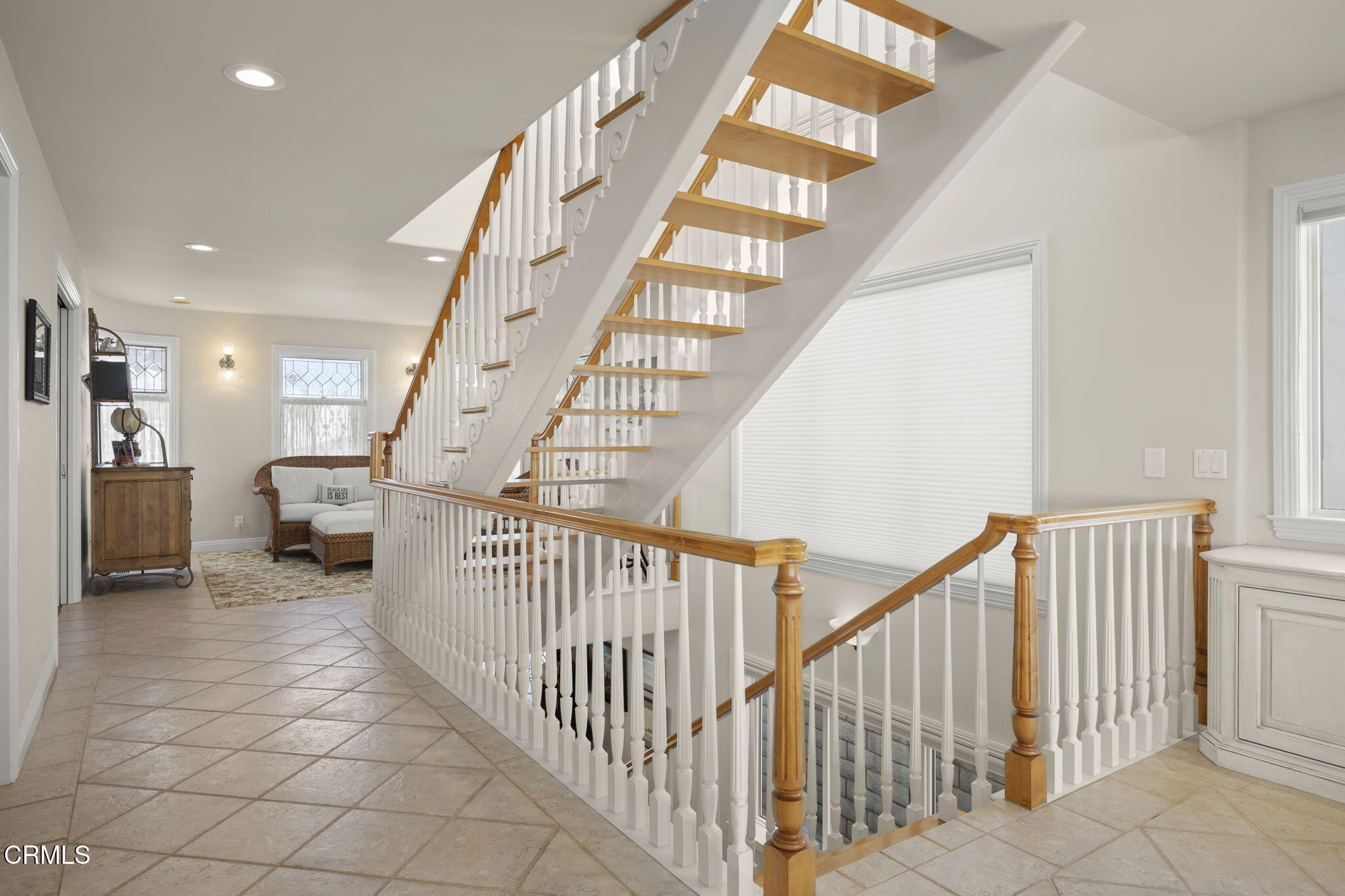 4177 Ocean Drive Oxnard, CA 93035 - Photo 28 of 58 19-web-or-mls-Upmarketmedia_4177Oce-18