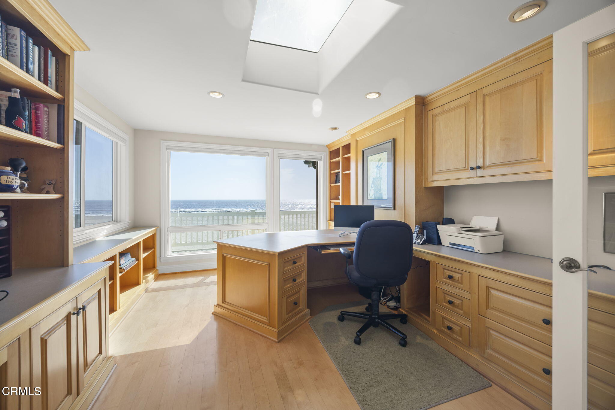 4177 Ocean Drive Oxnard, CA 93035 - Photo 34 of 58 47-web-or-mls-Upmarketmedia_4177Oce-129