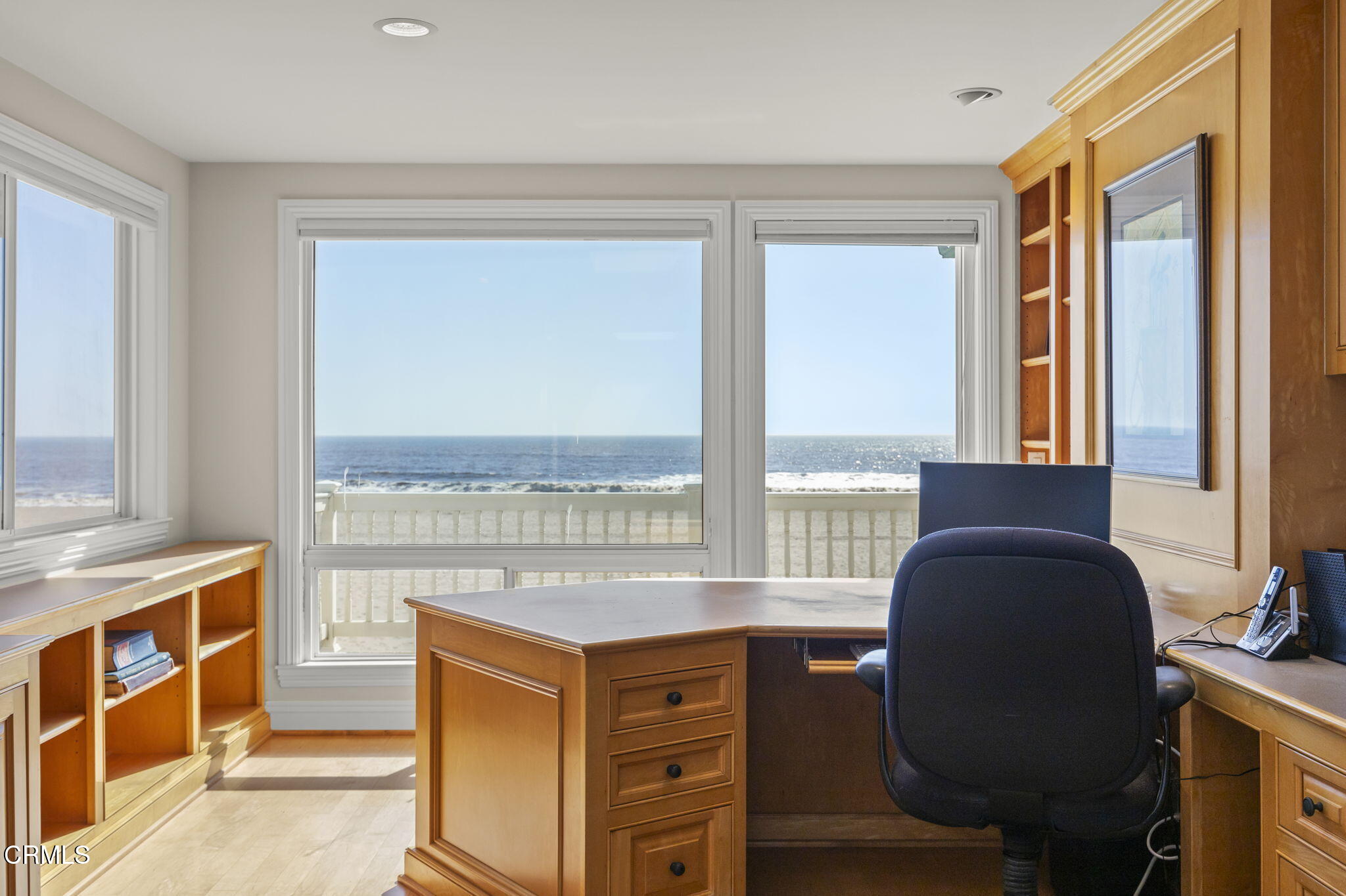 4177 Ocean Drive Oxnard, CA 93035 - Photo 35 of 58 48-web-or-mls-Upmarketmedia_4177Oce-130