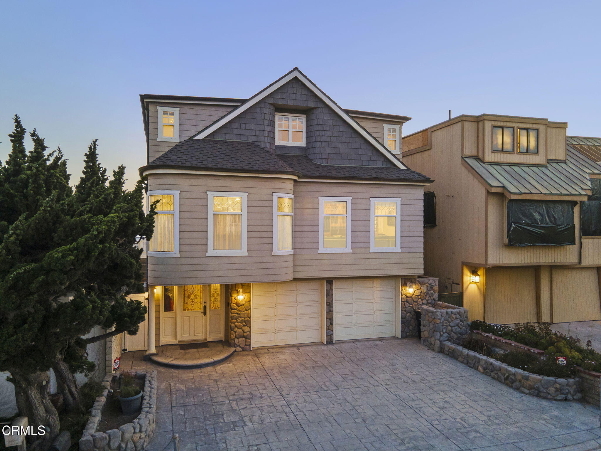 4177 Ocean Drive Oxnard, CA 93035 - Photo 53 of 58 3-web-or-mls-Upmarketmedia_4177Oce-twi-9