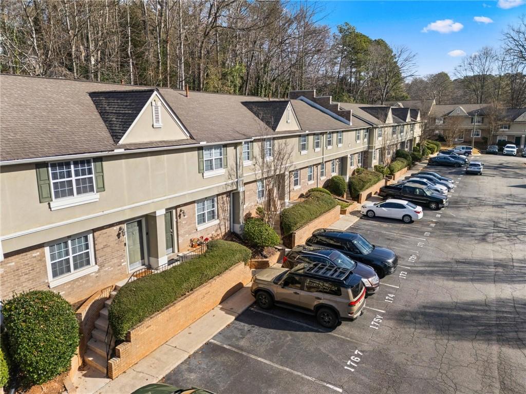 6900 Roswell Road, Unit N5 Atlanta, GA 30328 - Photo 4 of 47 a view of a street with cars