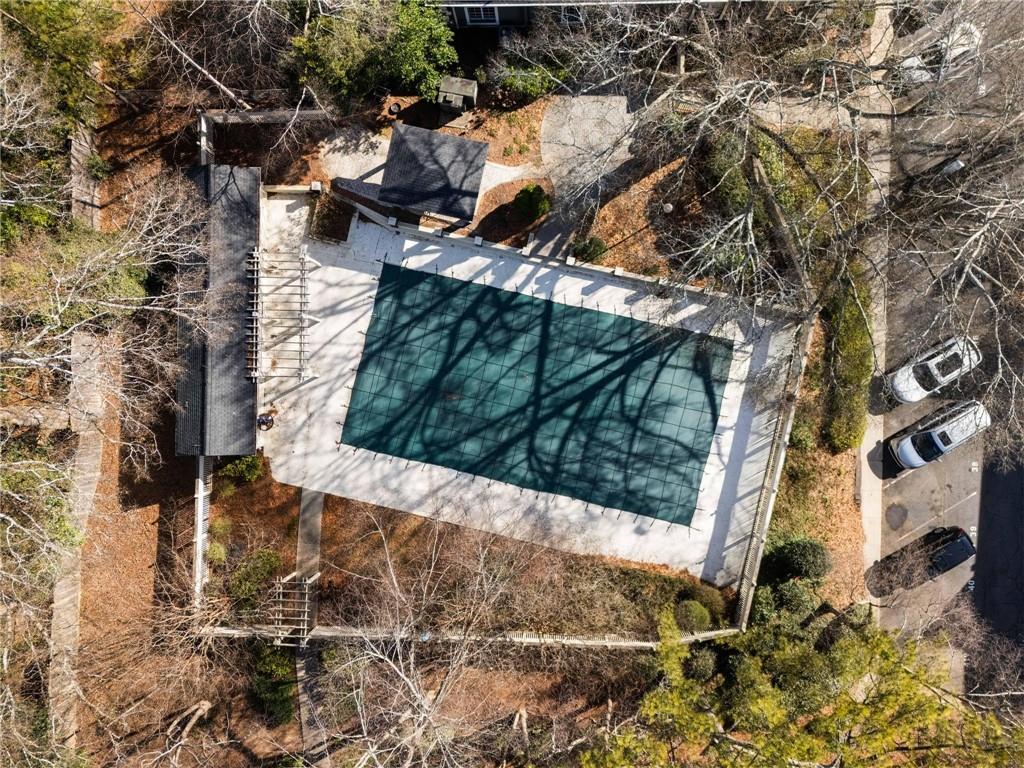 6900 Roswell Road, Unit N5 Atlanta, GA 30328 - Photo 41 of 47 a view of outdoor space and yard