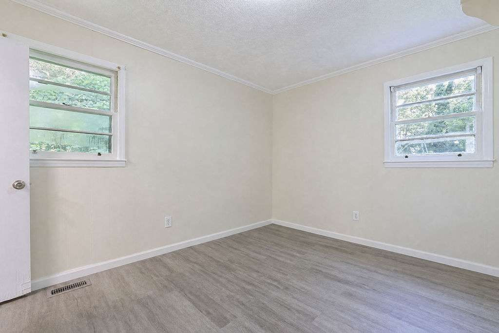 15 Railroad Street Honea Path, SC 29654 - Photo 12 of 25 Gallery Image 12