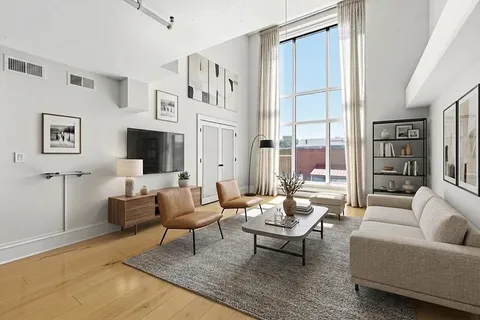 $1,900,000 | 25 Channel Center Street, Unit 210, Boston, MA 02210