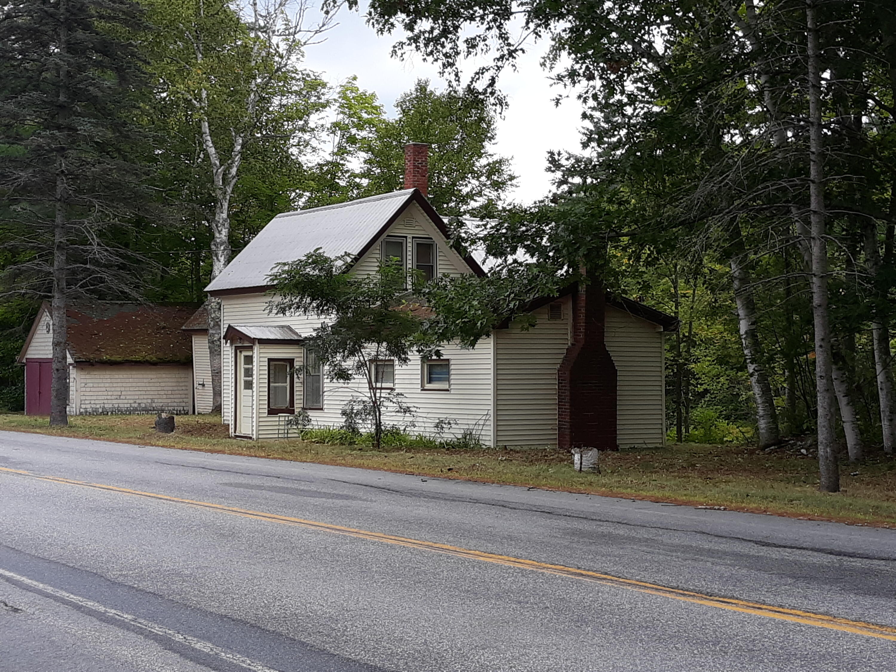 1892 Roxbury Road Roxbury, ME 04275 - Photo 3 of 24 houseview4