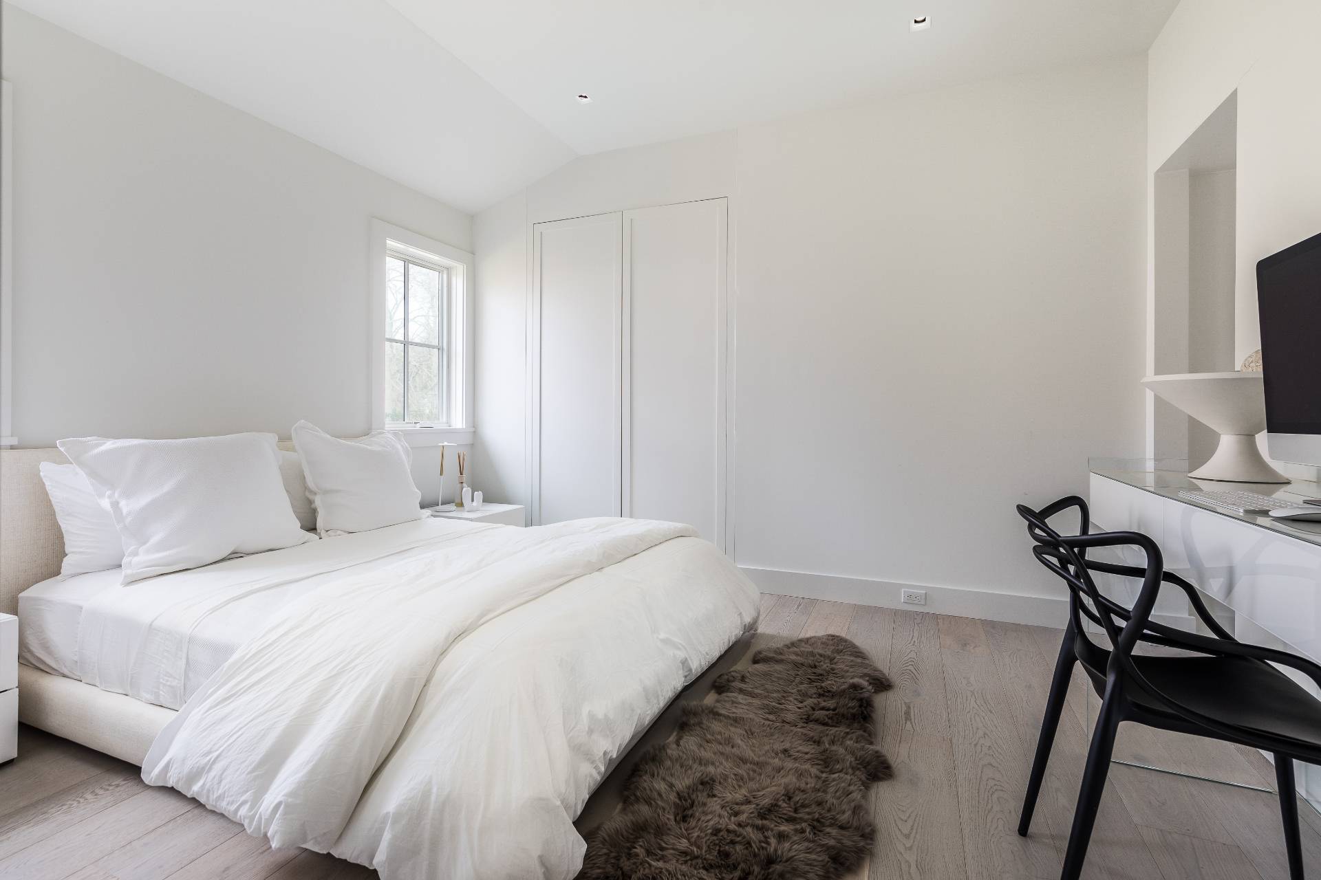 110 Ferry Road Sag Harbor, NY 11963 - Photo 17 of 24 Gallery Image 17