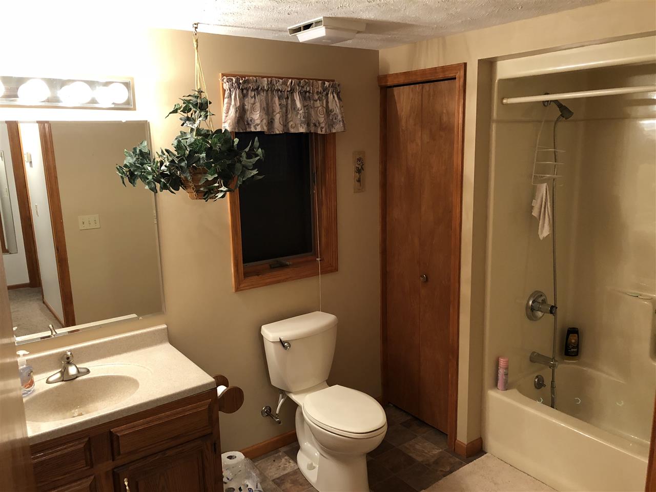 4787 Ridge Road Lake, MI 48632 - Photo 21 of 49 1846170-20.JPG