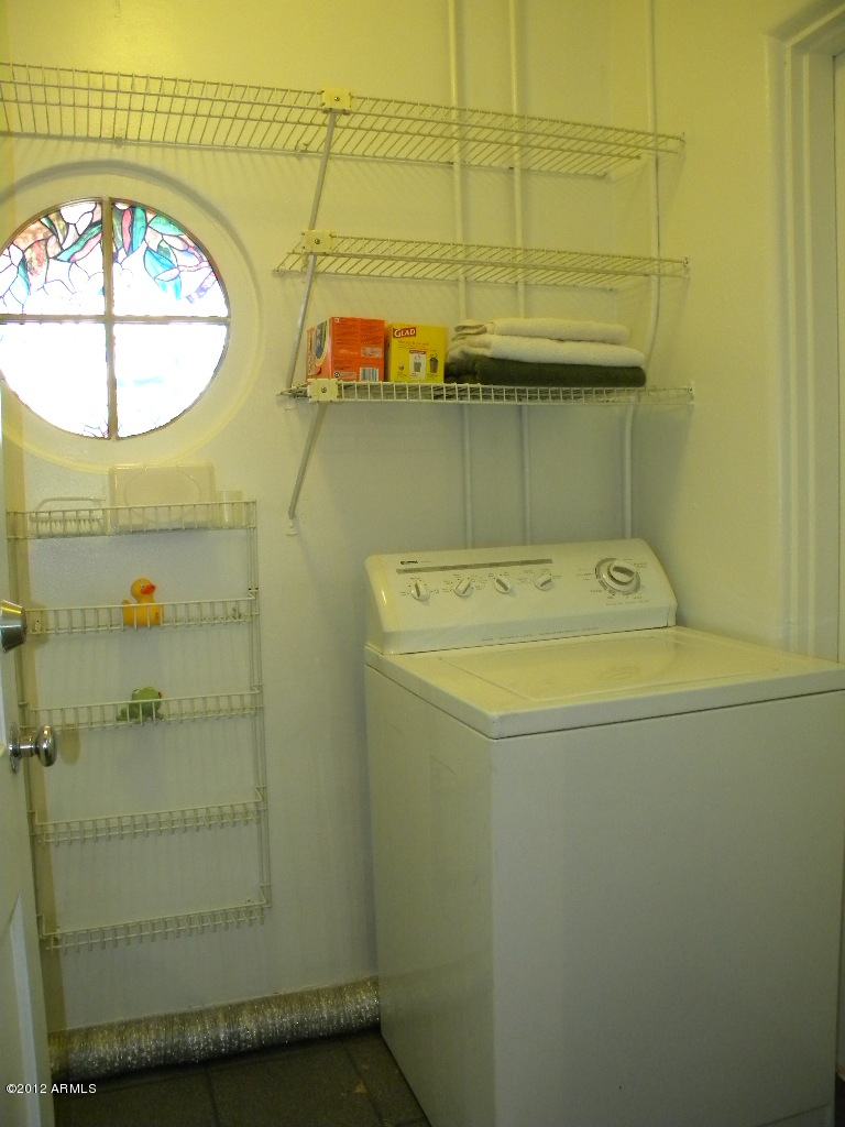 1420 East Granada Road Phoenix, AZ 85006 - Photo 9 of 30 Laundry Room