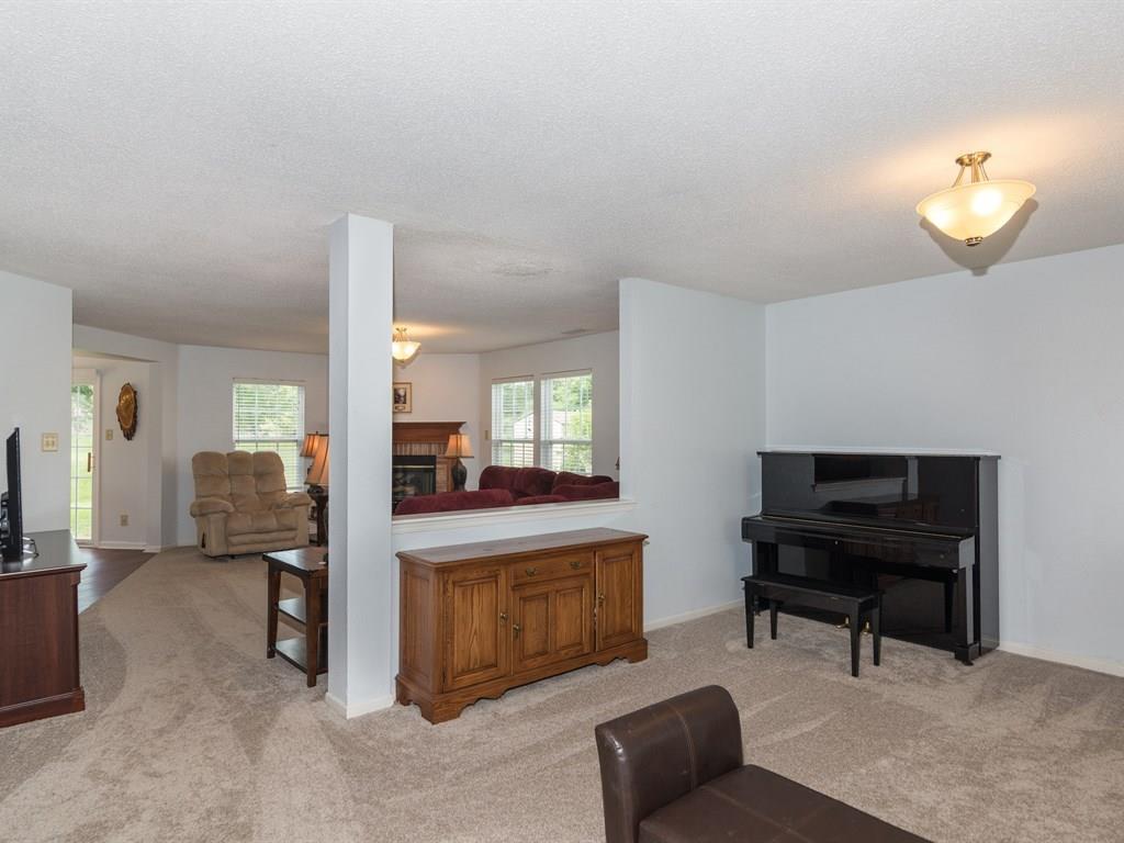 10623 Howe Road Fishers, IN 46038 - Photo 3 of 24