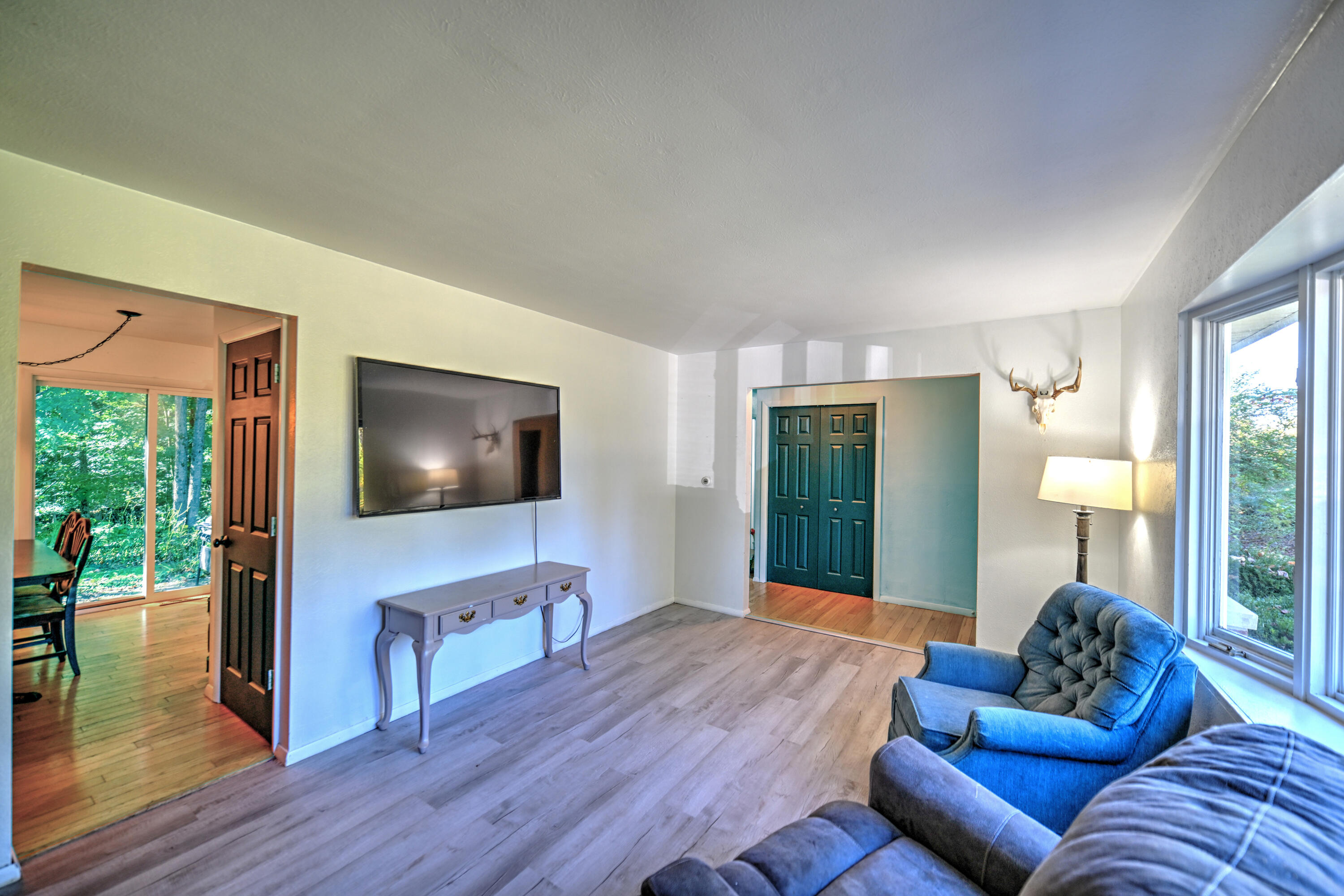 2930 Niles Buchanan Road Buchanan, MI 49107 - Photo 5 of 31 DSC_2189