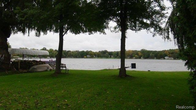 5801 Mabley Hill Road Fenton, MI 48430 - Photo 21 of 32 DSC00242.JPG