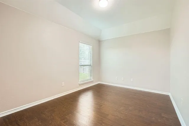 $300,000 | 1119 Leafy Glade Road, Forney, TX 75126