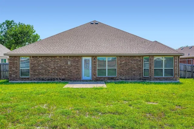$300,000 | 1119 Leafy Glade Road, Forney, TX 75126