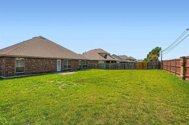 $300,000 | 1119 Leafy Glade Road, Forney, TX 75126