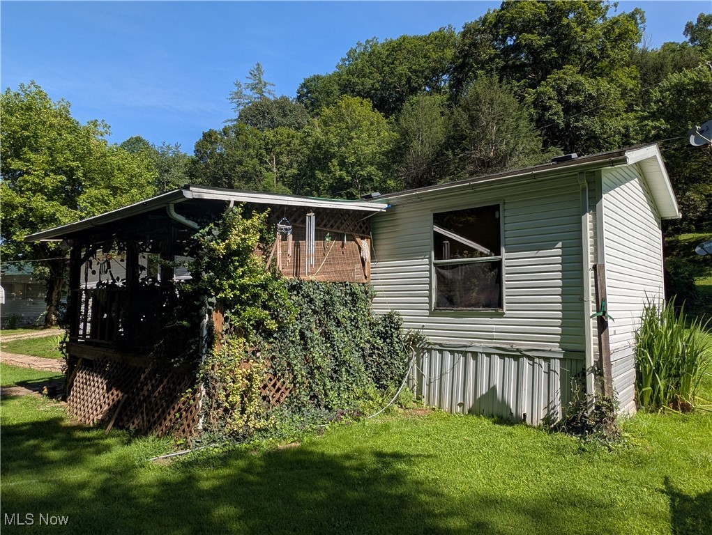 422 Sand Ridge Road Arnoldsburg, WV 25234 - Photo 5 of 23