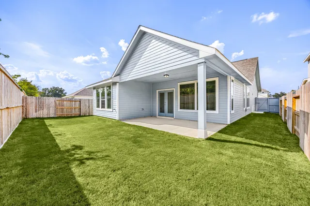 $2,500 | 33007 Carolyns Perfection Loop, Fulshear, TX 77441