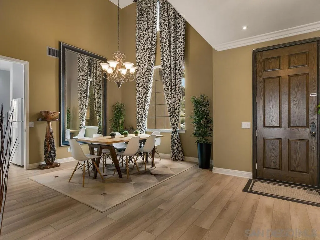 1352 North Paradise Ridge Way Chula Vista, CA 91915 - Photo 6 of 67