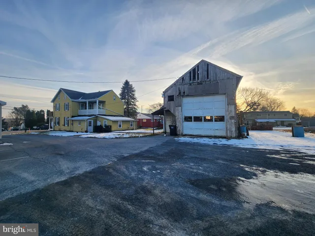 $250,000 | 1172 Mount Joy Road, Manheim, PA 17545