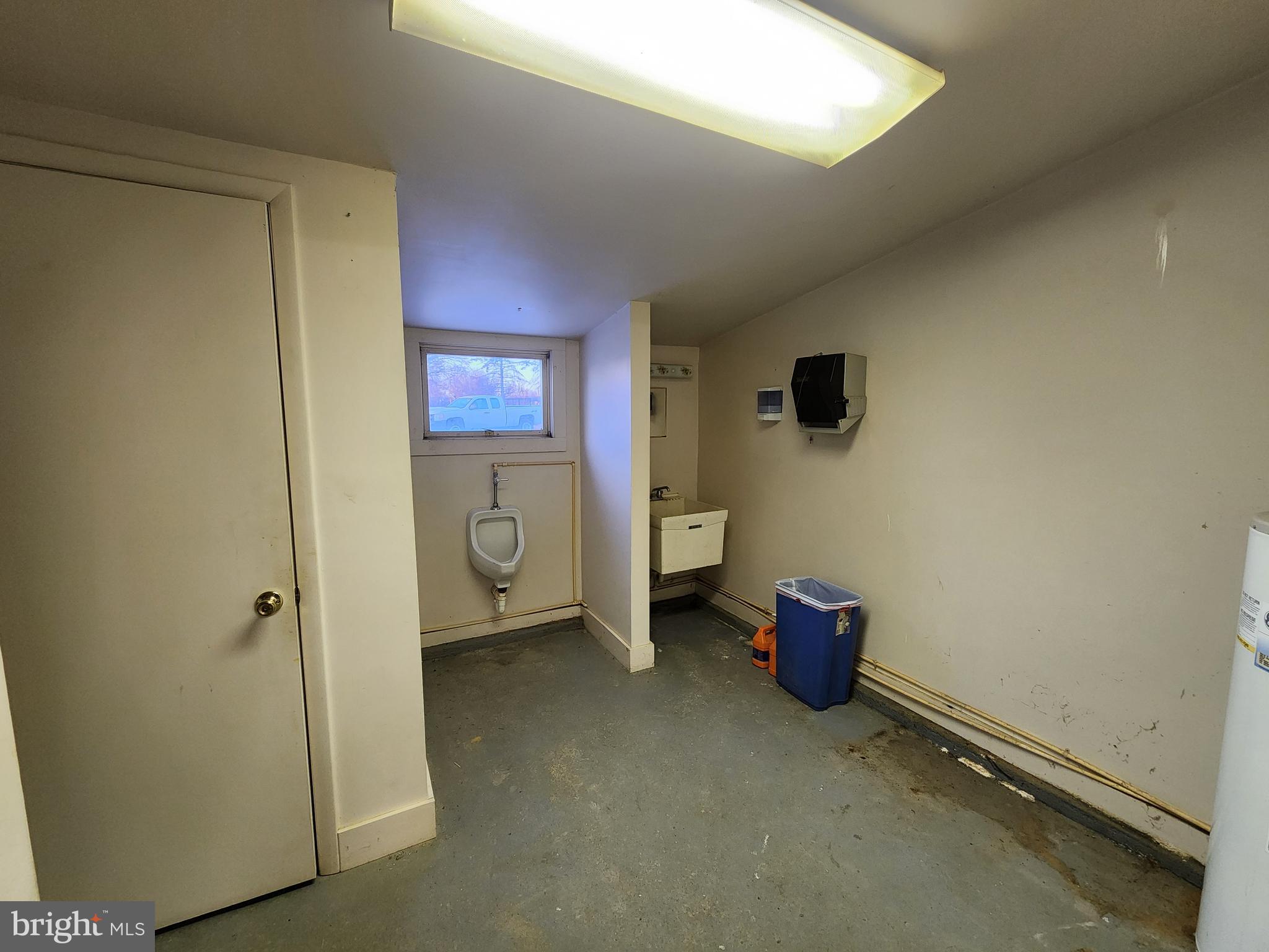 1172 Mount Joy Road Manheim, PA 17545 - Photo 20 of 60