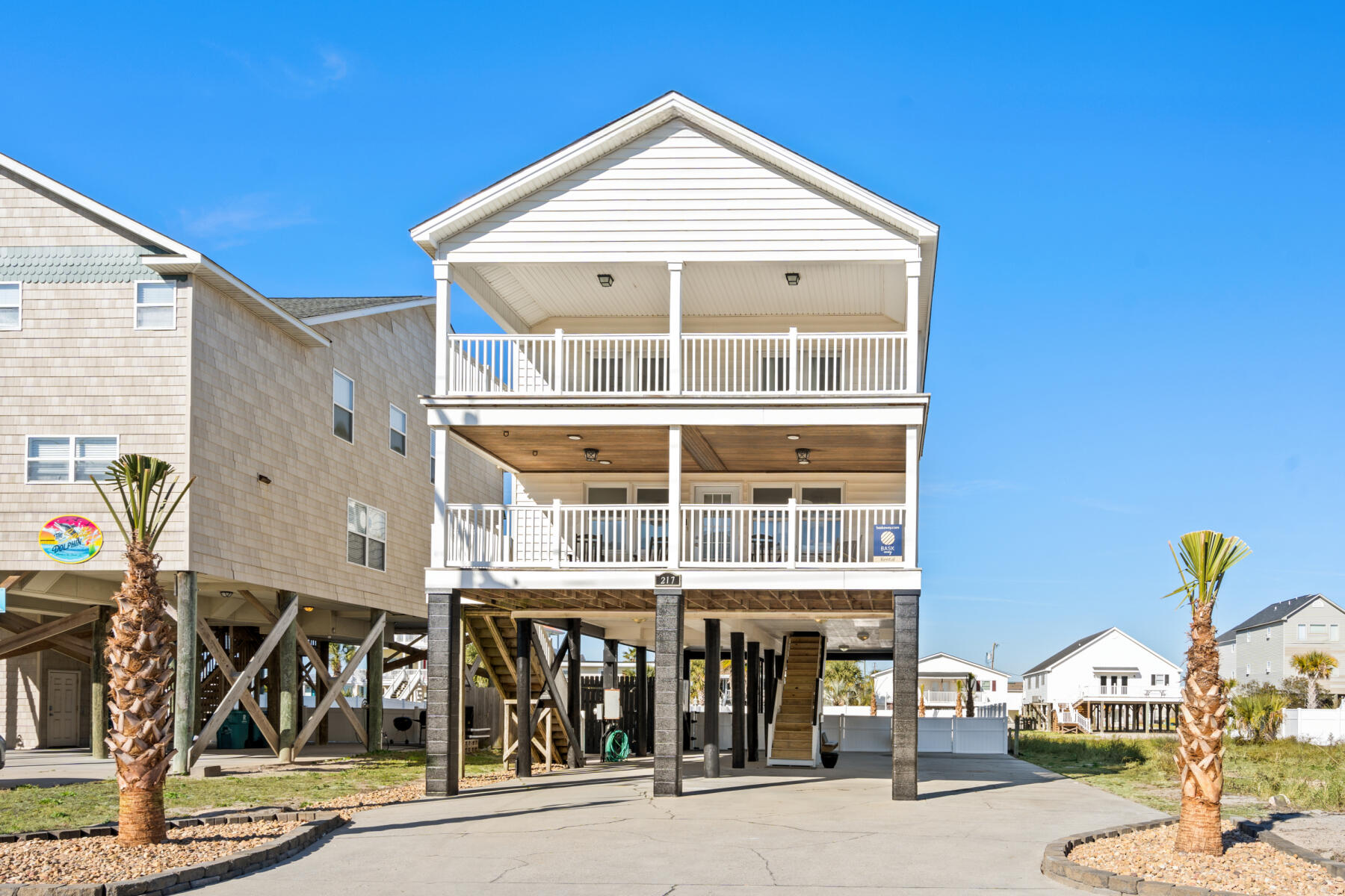 217 South Waccamaw Drive Murrells Inlet, SC 29576 - Photo 3 of 59 original_169886580