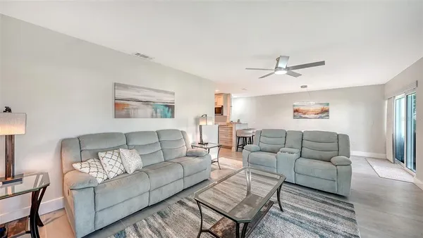 $4,750 | 131 Whispering Sands Circle, Unit V33, Sarasota, FL 34242